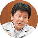 岩井 利光 氏